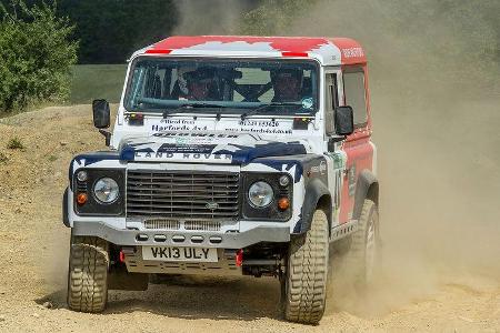 Land Rover Bowler Rallye Defender