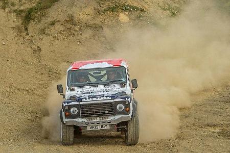 Land Rover Bowler Rallye Defender