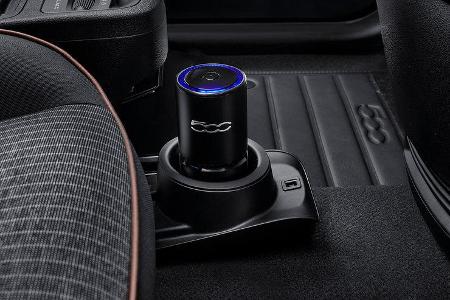 11/2020, Fiat 500e mit Mopar-Zubehör