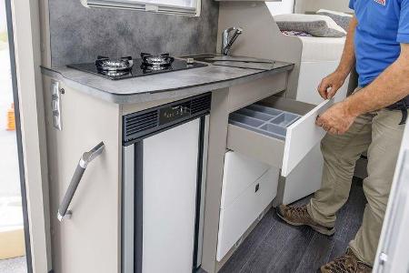 VT Frankia M-Line T7 GD Neo vs Laika Kosmo 2014