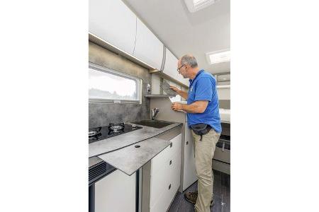 VT Frankia M-Line T7 GD Neo vs Laika Kosmo 2016