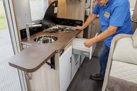 VT Frankia M-Line T7 GD Neo vs Laika Kosmo 2017