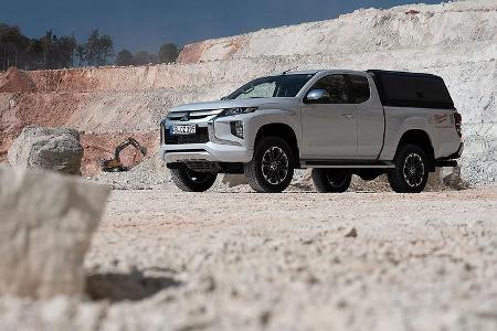 11/2020, Mitsubishi L200 mit Werkzeug-Aufbau