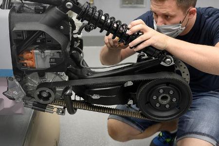 BMW Definition CE 04 Sperrfrist