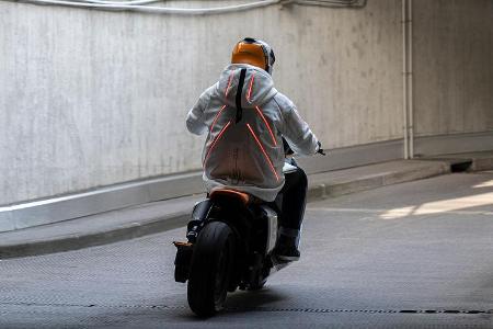 BMW Definition CE 04 Sperrfrist