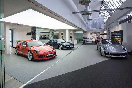 Porsche Werksauslieferung Halle 2015