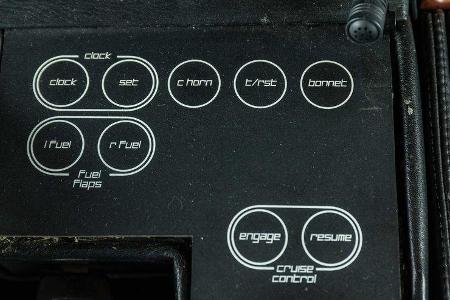 Aston Martin Lagonda (1983)