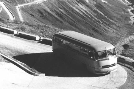 Mercedes-Benz Omnibus O321 HL