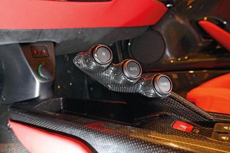 Ferrari LaFerrari, Bedienelemente