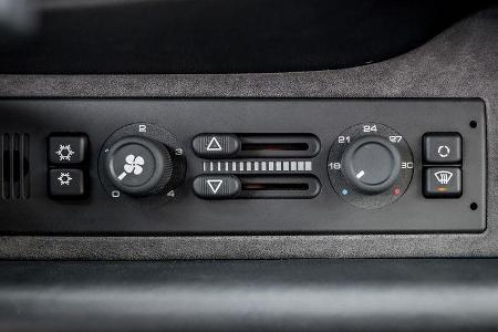 Gunther Werks' 993 400R 