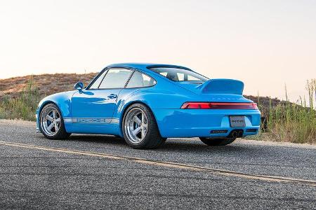 Gunther Werks' 993 400R 