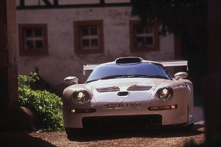 In der FIA-GT unterlag man aber den übermächtigen Mercedes CLK GT-R.