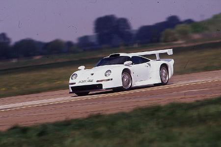 ... vier Sekunden auf Tempo 100 und in etwas mehr als zehn Sekunden auf Tempo 200.