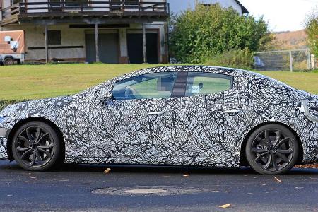 Erlkönig Mercedes EQE