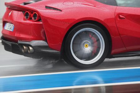 Ferrari 812 Superfast, Exterieur