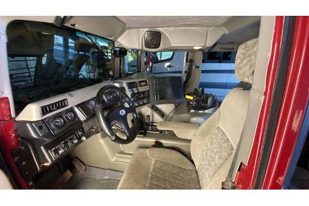 Hummer H1 mit Callen Camper-Absetzkabine