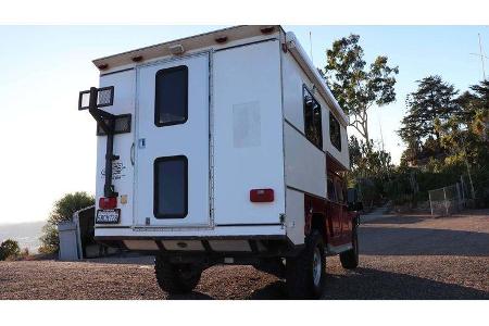 Hummer H1 mit Callen Camper-Absetzkabine
