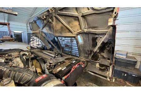 Hummer H1 mit Callen Camper-Absetzkabine