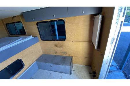 Hummer H1 mit Callen Camper-Absetzkabine