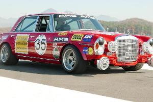 Rote Sau von Arthur Bechtel Classic Motors