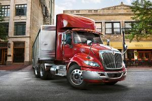 Navistar International RH Lkw
