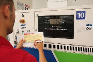 Toyota Mirai, Wasserstoff, Tankstelle