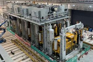 Tesla Druckgussmaschine