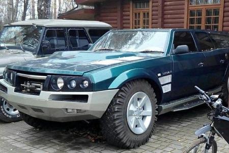 Hainov Uran 16-Liter-SUV