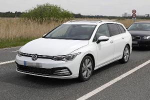 VW Golf 8 Variant Erlkönig