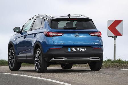 Opel Grandland X Hybrid4