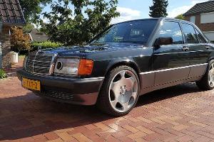 12/2020, Mercedes 190 mit V12-Motor