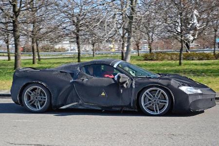 Erlkönig Ferrari SF90 Stradale Spider