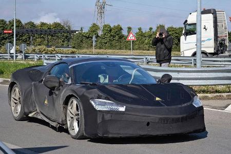 Erlkönig Ferrari SF90 Stradale Spider