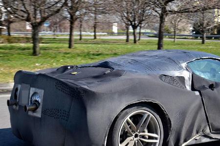 Erlkönig Ferrari SF90 Stradale Spider