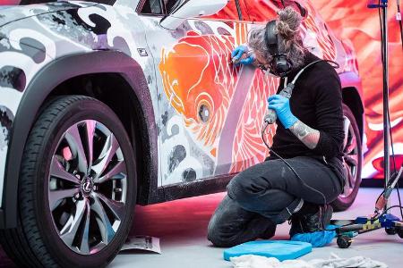 Lexus UX Koi Car Tätowiert Claudia De Sabe