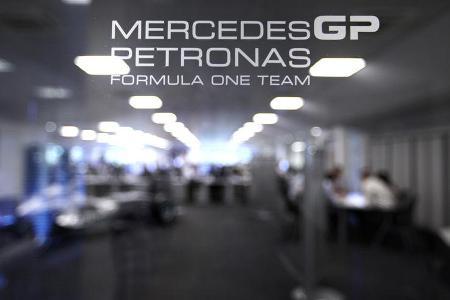 Mercedes GP - Fabrik Brackley