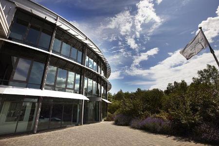 Mercedes GP - Fabrik Brackley