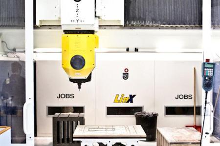 Mercedes GP - Fabrik Brackley