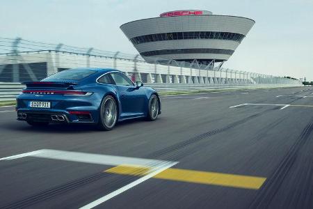 Porsche 911 Turbo (992)