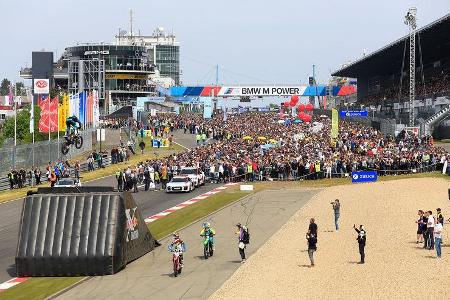 Startaufstellung - 24h-Rennen Nürburgring - Nordschleife - Samstag - 12.5.2018
