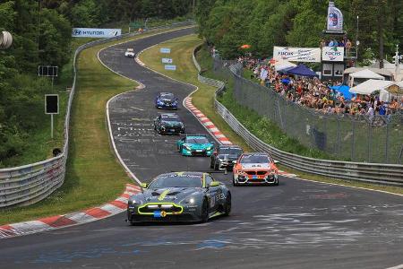 Aston Martin GT8 - Startnummer #39 - 24h-Rennen Nürburgring - Nordschleife - Samstag - 12.5.2018