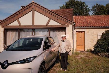 Moreau fährt jeden Tag neun Kilometer zu einer Freundin, die er bekocht. Auch Einkaufsfahrten gehören zum Alltag des lebensf...