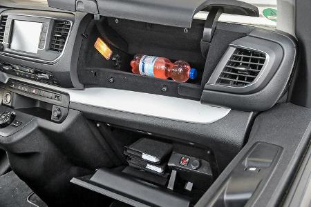 Opel Zafira Life M 2.0 Diesel, Interieur