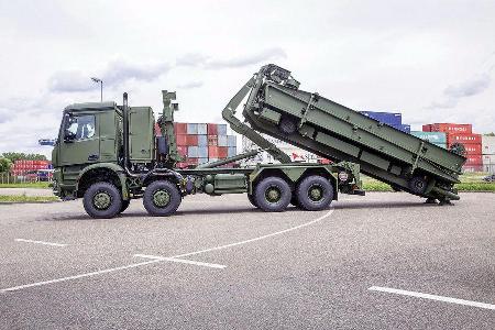 Mercedes Arocs 8x8 Militär