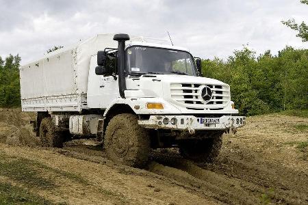 Mercedes Unimog U 5000 und Zetros 4x4 / 6x6