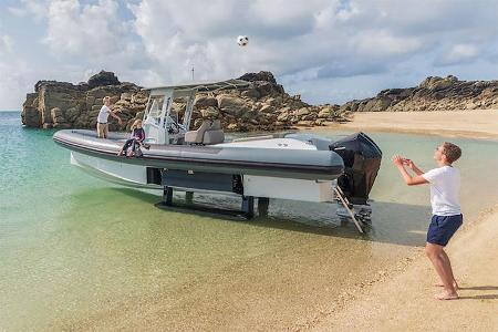 10/2019, Iguana X100 Boot mit Kettenantrieb