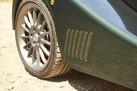 Morgan Plus Six, Exterieur