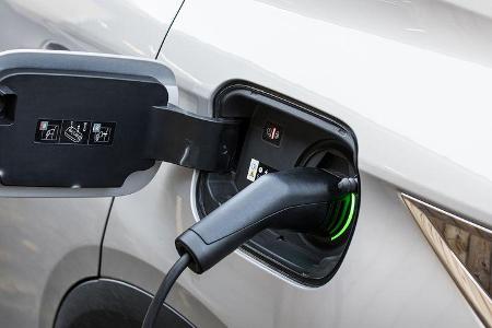 DS7 Crossback E-Tense 4x4 im Fahrbericht