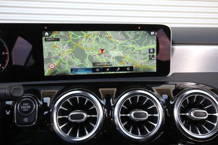 Mercedes A 200 d, Interieur