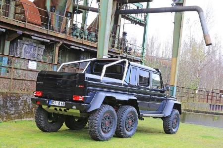 Brabus 700 6x6, Heckansicht